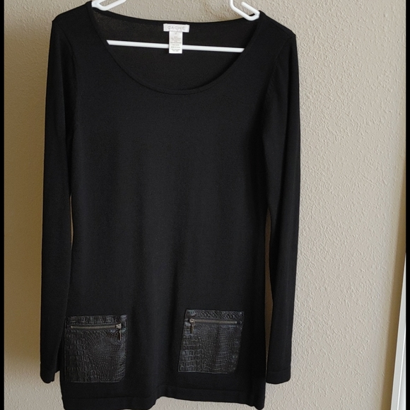 Cache Black Sweater with Textured Pockets - Picture 1 of 4
